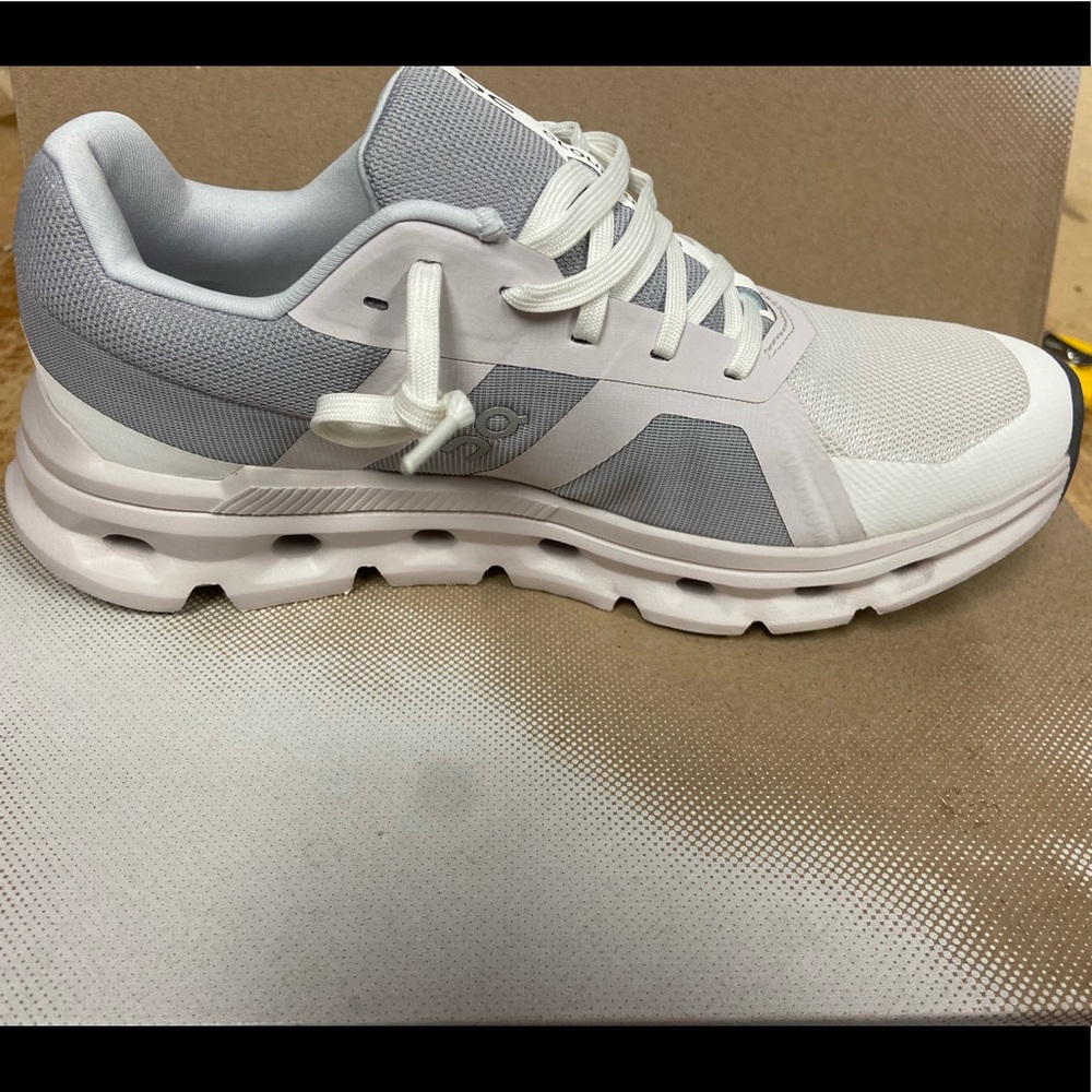 OnCloud Cloudrunner Wide - Size 10